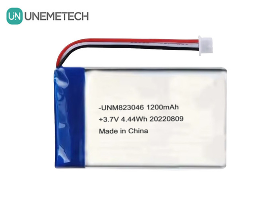 بطارية البوليمر الليثيوم القابلة لإعادة الشحن 3.7 فولت 1200mah 4.44 Wh 823046 بطارية البوليمر الحقيبة