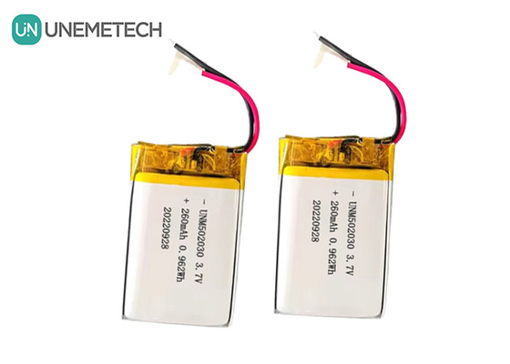 بطاريات ليبو قابلة لإعادة الشحن 502030 / 3.7V بطارية ليتيوم بوليمر صغيرة مخصصة