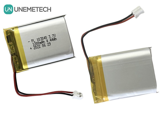 1200mAh بطارية ليثيوم أيون البوليمر قابلة لإعادة الشحن 3.7 فولت 103040 للكهرباء الاستهلاكية