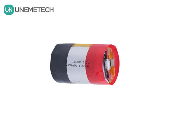 18250 630mAh 3.7V بطارية البوليمر الليثيومية القابلة لإعادة الشحن الأسطوانية مع 5A Plus Discharge Current